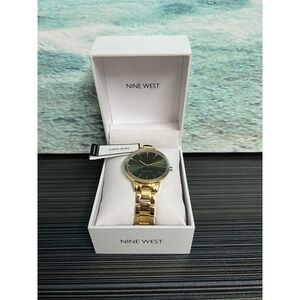 🎁Nine West Womens Gold Tone Green Dial Crystal Accent Watch NW/2098GNGB